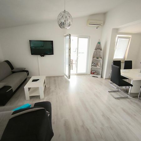 Rooms & Apartments Ana 2 Zadar Dış mekan fotoğraf